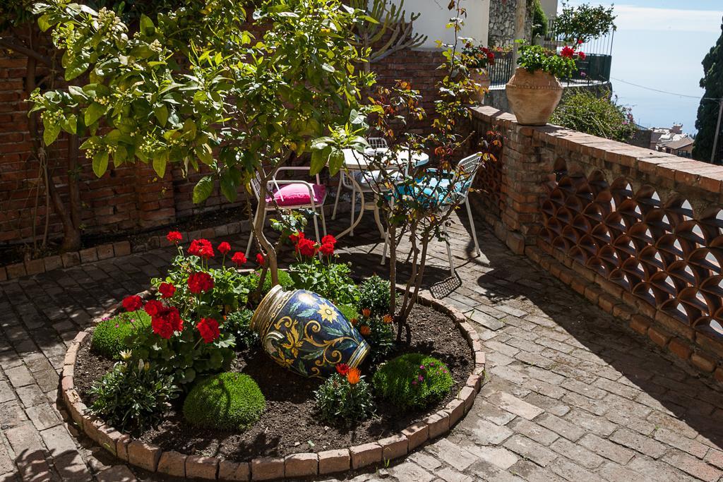 Villa Giannina B&B Таормина Экстерьер фото