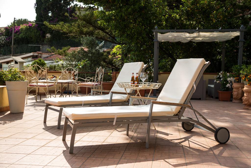 Villa Giannina B&B Таормина Экстерьер фото